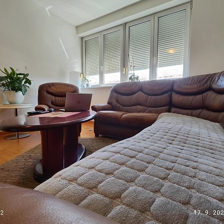 Srecko No3 Apartment Belgrade Luaran gambar