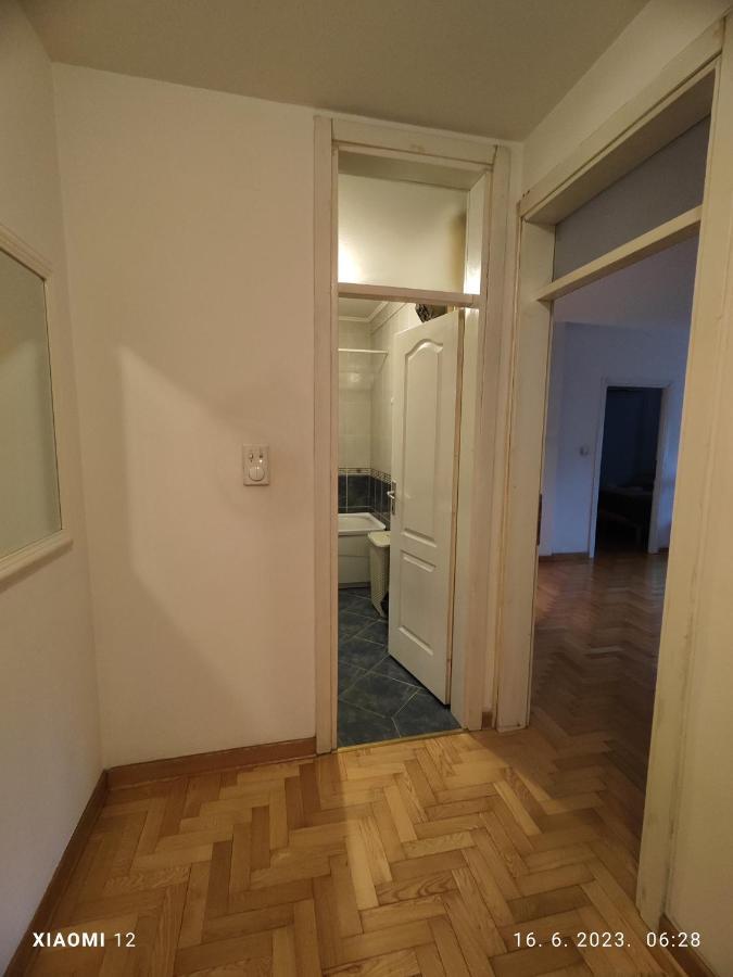 Srecko No3 Apartment Belgrade Luaran gambar